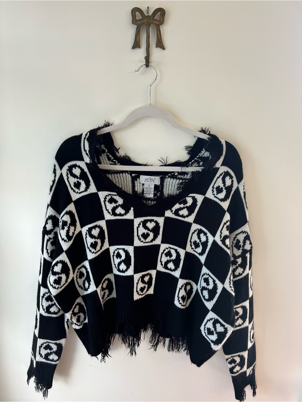 Women's M Oversized Chunky Knit V-Neck Sweater Yin Yang Fringe Hippie Retro Edgy